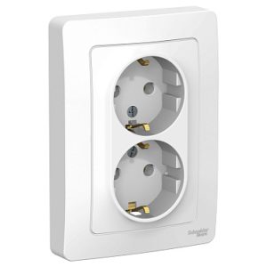 Blnrs001021 Розетка с/у 2 я з/к б/шт.16А 250В, бел