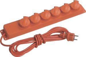 Iek Удлинитель У06В 6 места с защитными крышками ip44 2Р+pe/5метров 3х1мм2 16А/250В wyp10 16 06 05 4