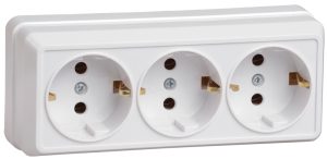 Iek oktava Белый РС23 3 ОБ Розетка 3местн. с з/к 16А откр.уст. ero31 k01 16 dc